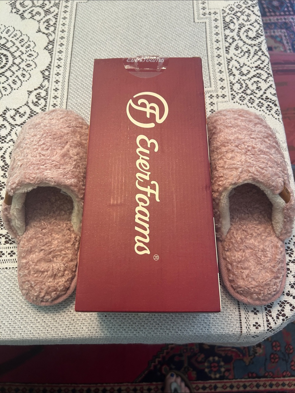 Plush Slide Slippers for Women - Blush Pink Faux-Fur Comfort;New in Original Box